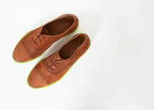Carica l&#39;immagine nel visualizzatore di Gallery, Suede Oxford in Natural/Lime