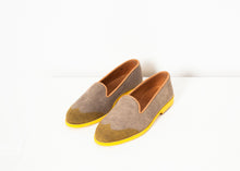 Carica l'immagine nel visualizzatore di Gallery, Wingtip Loafer in Yellow