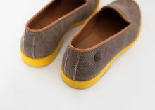 Carica l'immagine nel visualizzatore di Gallery, Wingtip Loafer in Yellow