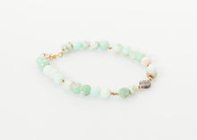 Carica l&#39;immagine nel visualizzatore di Gallery, Leopold Bracelet in Green Chrysoprase