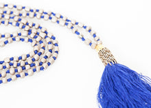 Carica l&#39;immagine nel visualizzatore di Gallery, Prayer Bead Necklace in Grey/Blue