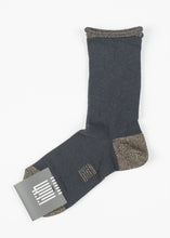Carica l&#39;immagine nel visualizzatore di Gallery, Orang Outang Sock in Bark